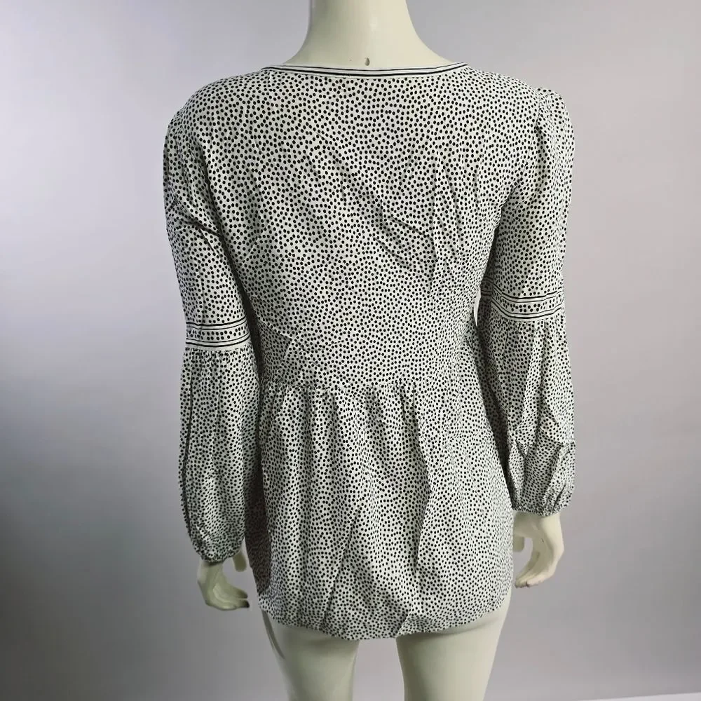 Max studio small top R15
